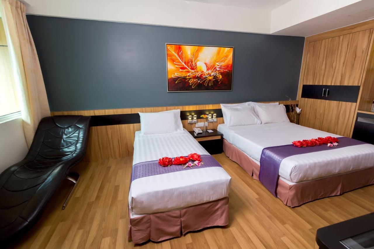 Mariner Hotel Лабуан Экстерьер фото