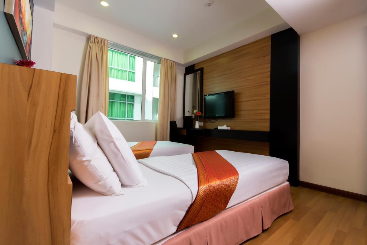Mariner Hotel Лабуан Экстерьер фото
